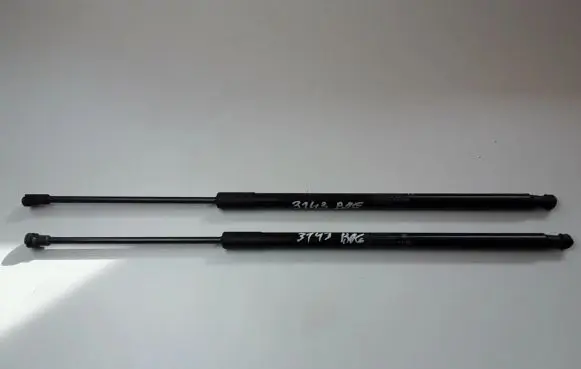 Opel Grandland X Tailgate strut 9820374580