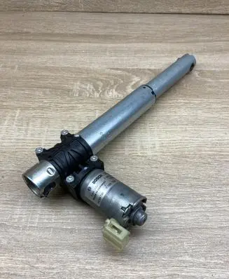 BMW 5 F10 F11 Seat belt adjustment motor 9168756 0390204012