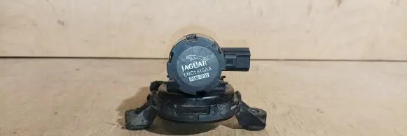 Jaguar XJ X308 Valve vacuum LNC1515AA SIEMENS