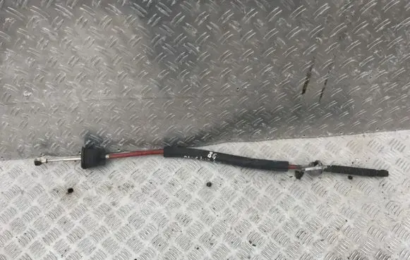 Audi A4 S4 B5 8D Gear shift cable linkage 4b0713265