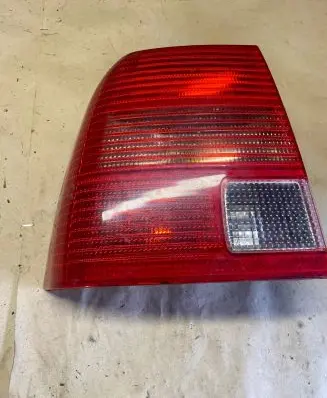 Volkswagen PASSAT B5 Rear/tail lights 11A206B