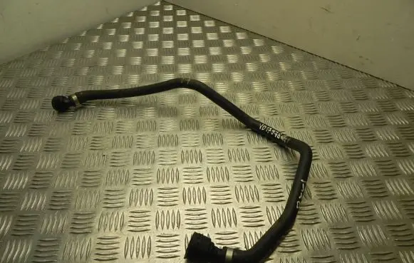 BMW 5 F10 F11 Engine coolant pipe/hose 8571803 VD17978
