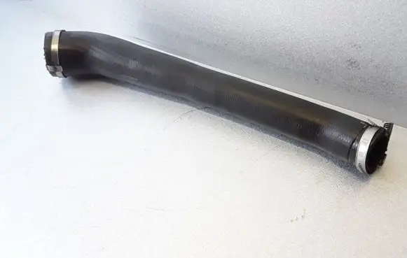 Volvo S80 Intercooler hose/pipe