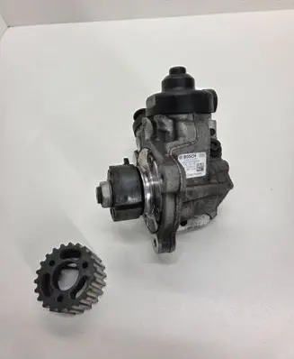 Audi A4 S4 B8 8K Fuel injection high pressure pump 0445010507 03L130755 03080410