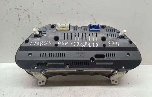 Toyota Avensis T250 Speedometer (instrument cluster) 8380005850
