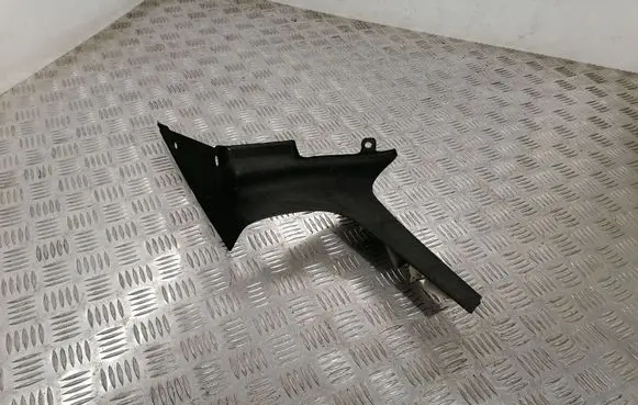 BMW 5 GT F07 (D) pillar trim (bottom) 9137202