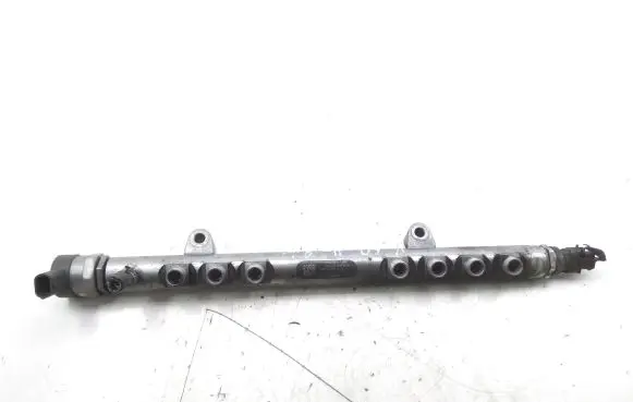 Volvo V60 Fuel main line pipe 0445215025