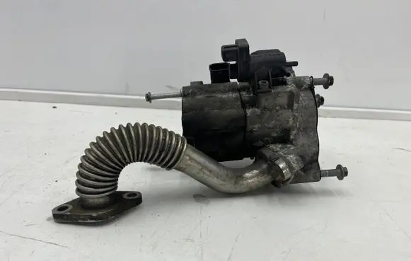 Opel Movano B EGR valve 