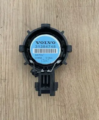 Volvo XC60 High frequency speaker in the rear doors 31384748
