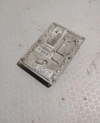 Volkswagen PASSAT B6 Xenon control unit/module 3D0907391B 13210017 89035113