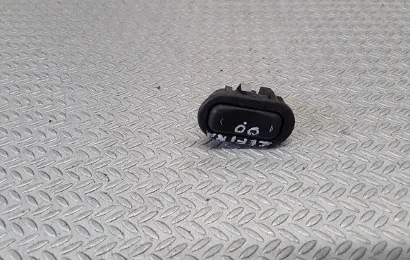 Opel Zafira A Electric window control switch 90561388