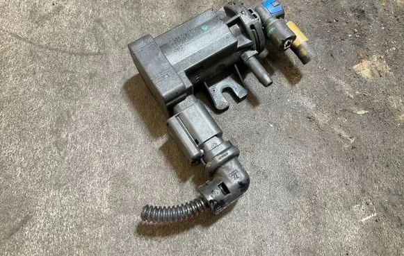 Peugeot Expert Turbo solenoid valve 9801887680 9287410 253214013