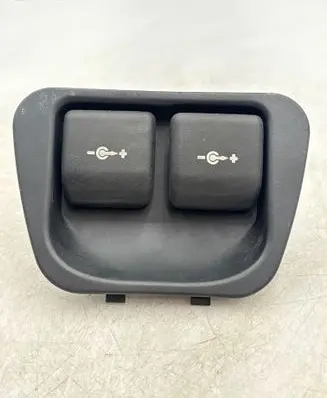BMW X5 E53 12 V Socket (rear) 8254339