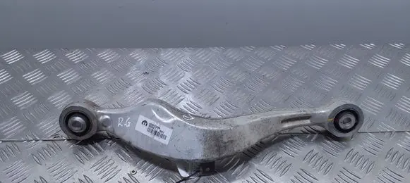 Jeep Grand Cherokee Rear upper control arm/wishbone 68263732AA