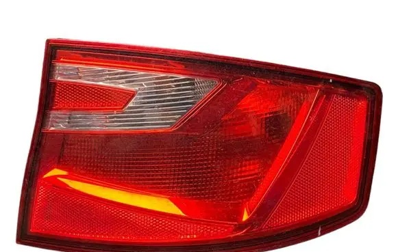 Seat Toledo IV (NH) Rear/tail lights 6JH945096E