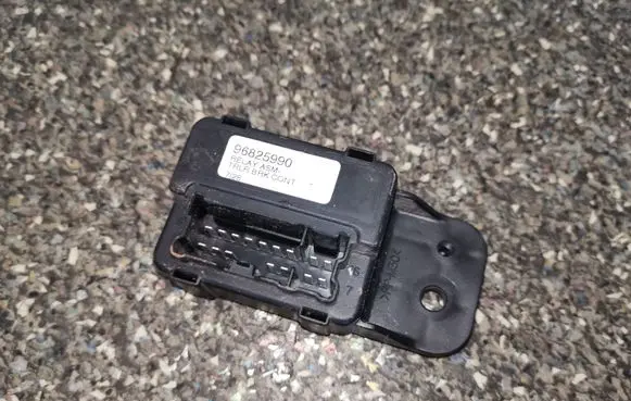 Chevrolet Captiva Other control units/modules 96825990