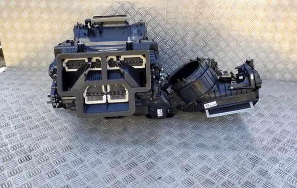 BMW i4 Interior heater climate box assembly housing 6993762
