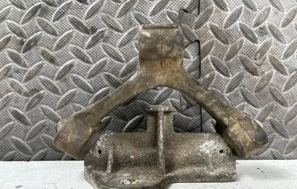 Muffler mount bracket/holder