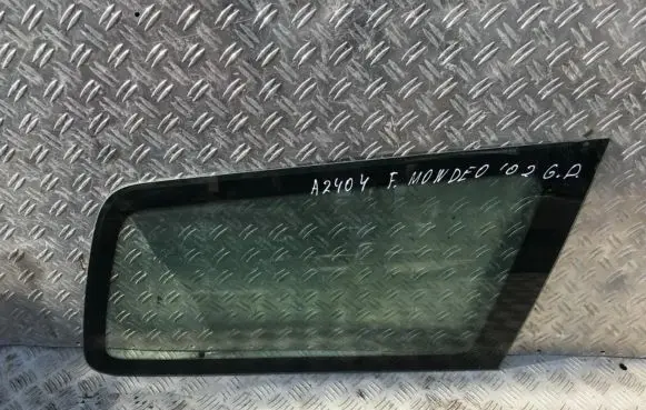 Ford Mondeo Mk III Rear side window