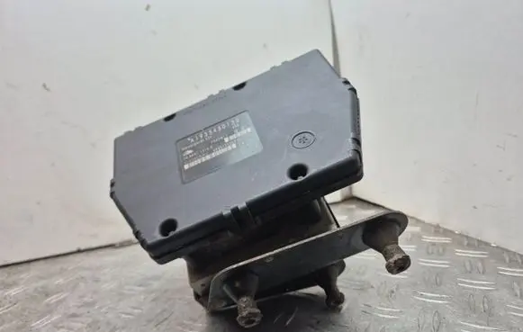 Chrysler Crossfire ABS Pump A1935450132 A0044319112