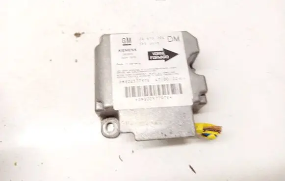 Opel Zafira A Airbag control unit/module 24416704