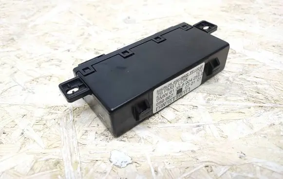 BMW 5 E39 Comfort/convenience module 613569042559 00109422