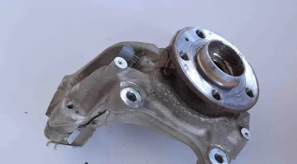 Polestar 2 Front wheel hub 32346783 31681837