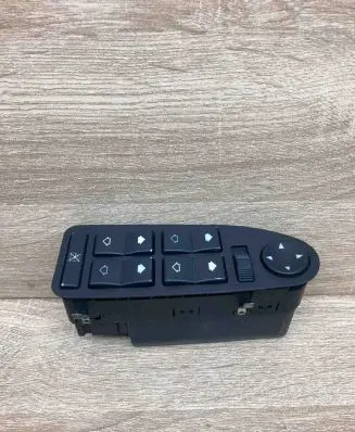 BMW 5 E39 Electric window control switch