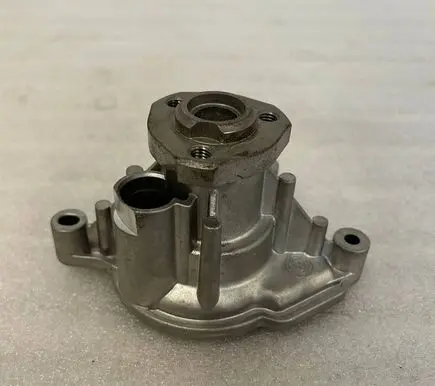 Volkswagen Golf VII Water pump 03C121019J 03F121005