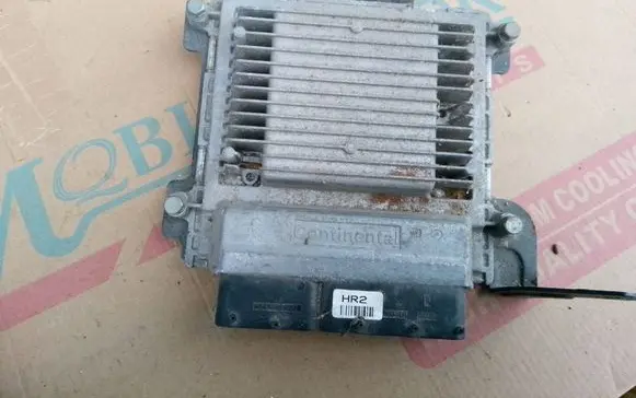 KIA Sportage Engine control unit/module SESAFDDK4B 391372G851 5WY4056C