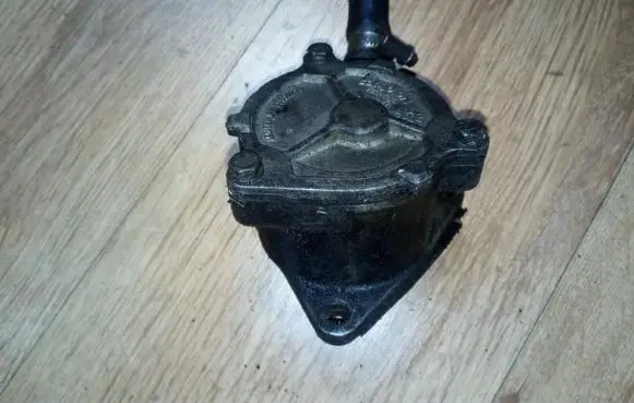 Fiat Marea Vacuum pump 96110999