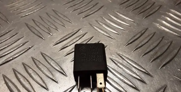 Alfa Romeo 147 Other relay 46520421