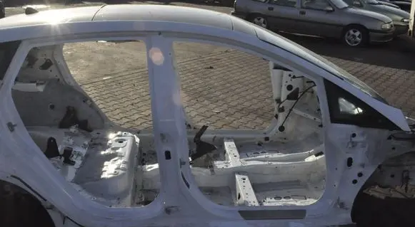 Ford Fiesta Pillar (middle) 