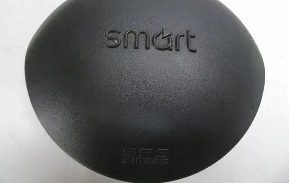 Smart ForTwo I Steering wheel airbag