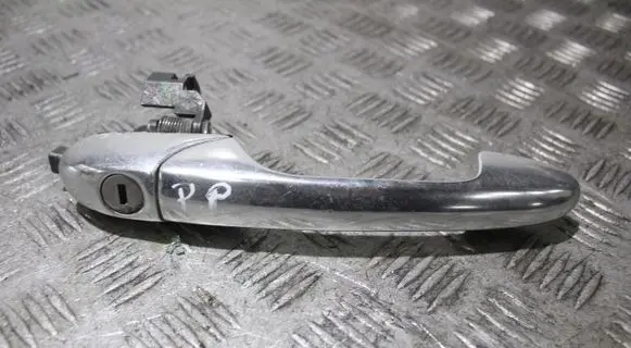 Alfa Romeo 147 Front door exterior handle/bracket 