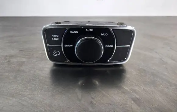 Jeep Grand Cherokee Suspension ride height/mode switch P68258737AA 1164012326125601 3405170101