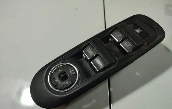 Ford Mondeo MK IV Electric window control switch A2910971047
