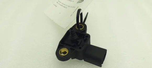 Mercedes-Benz A W176 Air pressure sensor A0061539728 0261230190