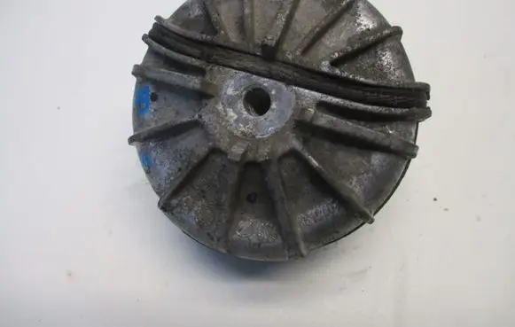 Mercedes-Benz Vito Viano W638 Engine mount vacuum valve 