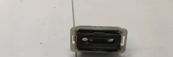 Peugeot 5008 II Radiator mount bracket 9800613580
