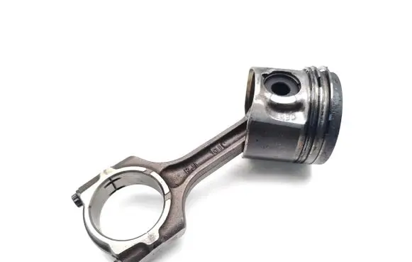 Honda CR-V Piston with connecting rod N22A2