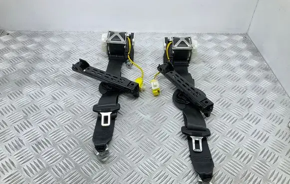Volkswagen Tiguan Front seatbelt 5N2857705A 5N2857706A 1T0857819B