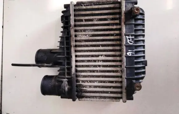 Toyota Avensis T250 Intercooler radiator 8730670 TOYOTA0G010