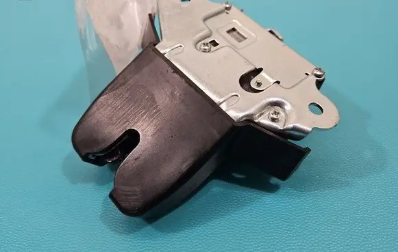 Hyundai Elantra VI Tailgate/trunk/boot lock/catch/latch IMPRK1496528