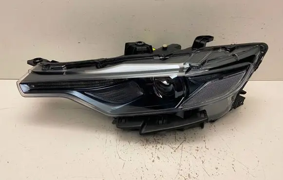Maserati Levante Headlight/headlamp 670032328 T171215 83226