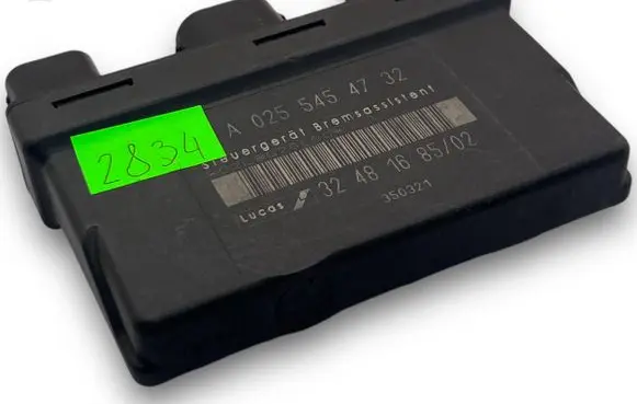 Mercedes-Benz B W247 Central body control module S2834 A0255454732
