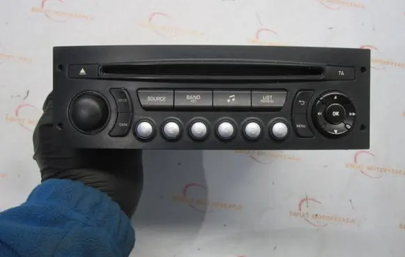 Citroen C3 Picasso Radio/CD/DVD/GPS head unit 98041626XT01