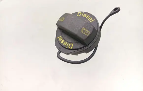 Volkswagen Golf VI Fuel tank filler cap 5C0201553F