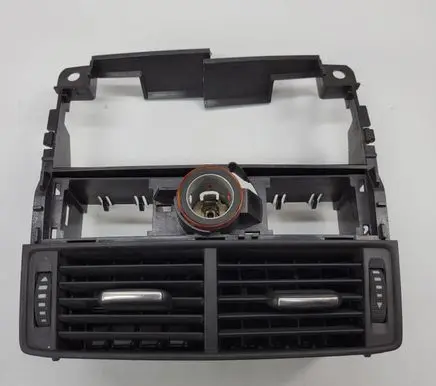 Audi A8 S8 D3 4E Rear air vent grill 4E0819203A