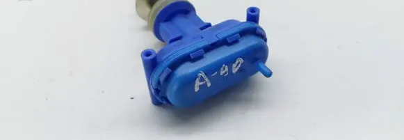 Audi 100 S4 C4 Central locking vacuum pump 893862153D